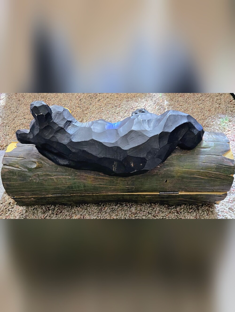 Vintage Rustic Hard Plastic Black Bear Sleeping On A Log Hinged Storage Box - Picture 11 of 12